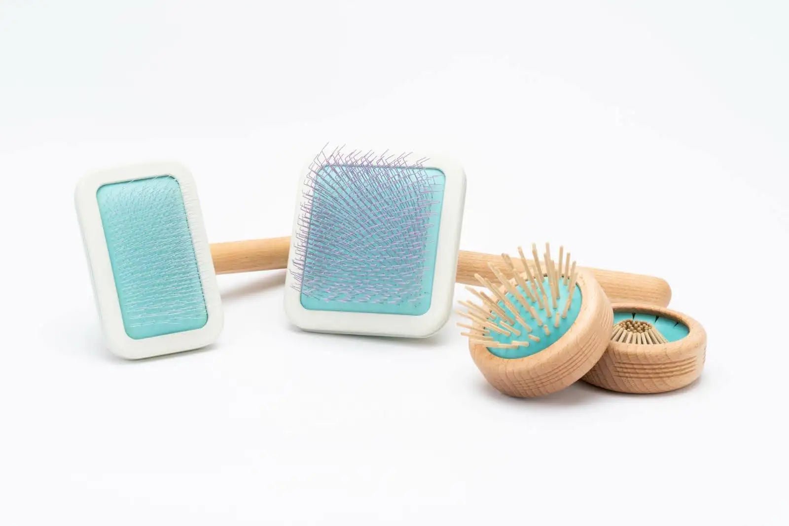 White label dog products: enhance your brand with pet grooming tools - MinelliPETS