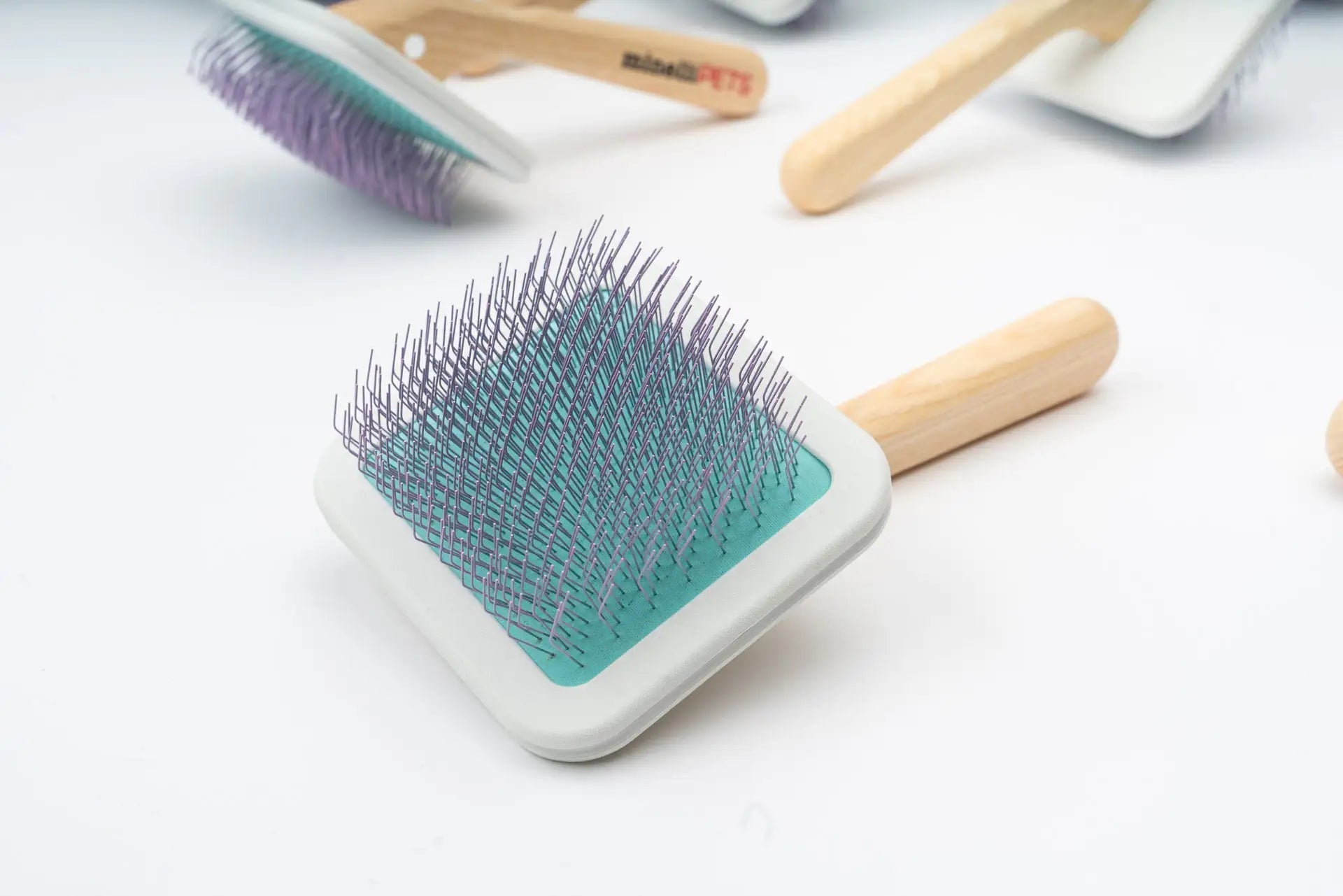 Easy Care Color Slicker brush (pack of 12)_MinelliPETS