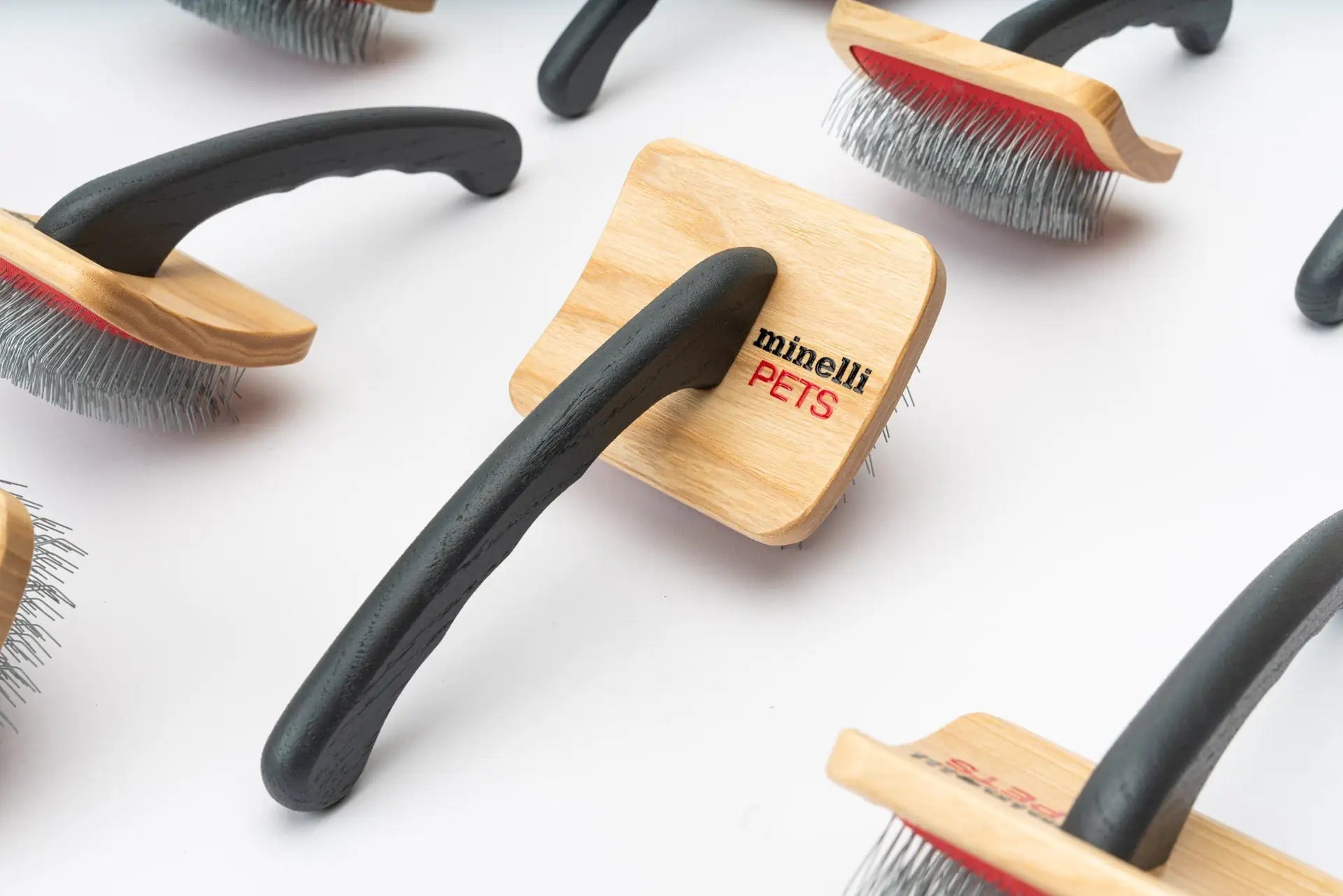 Pro Grip Wood Slicker brush (pack of 12)_MinelliPETS