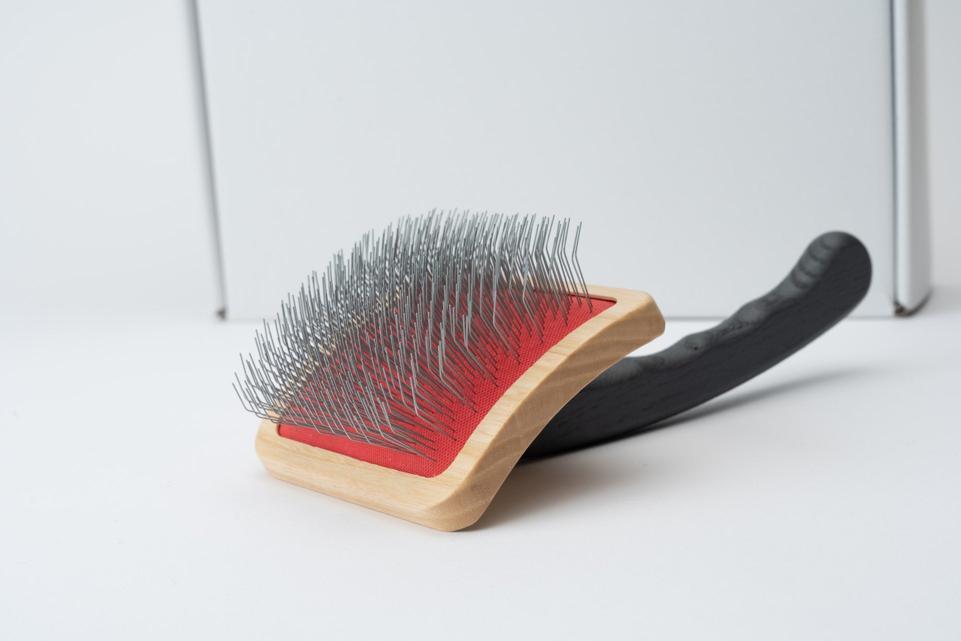 Super Grip Slicker & Comb Duo - for medium to tall dogs_MinelliPETS