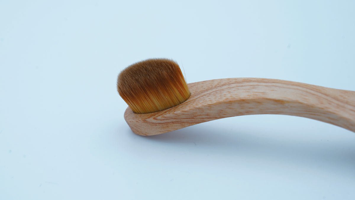 Tear Stain Brush_MinelliPETS